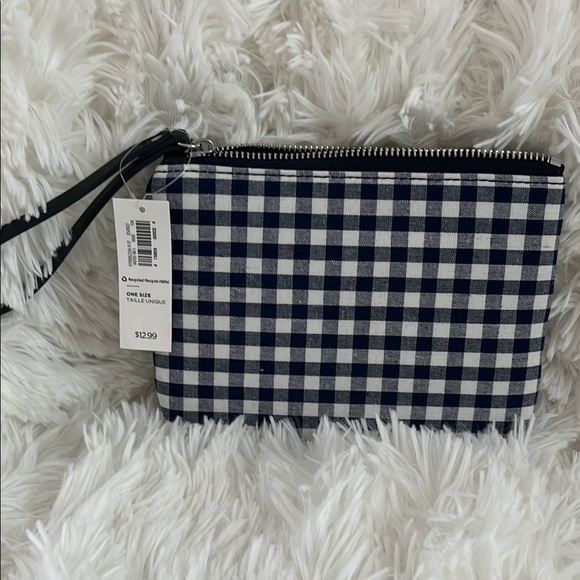 Old Navy Gingham Wristlet with Lemon Design - Picture 2 of 3